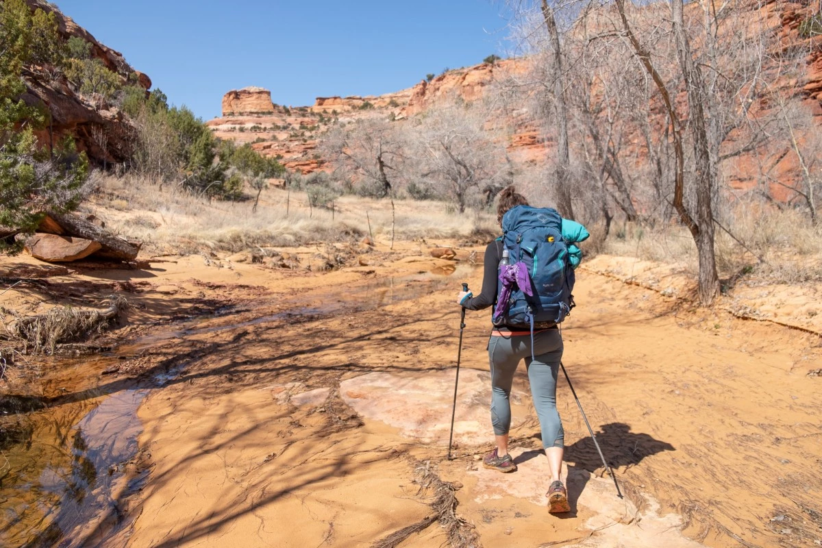 How to Choose a Women’s Backpacking Backpack